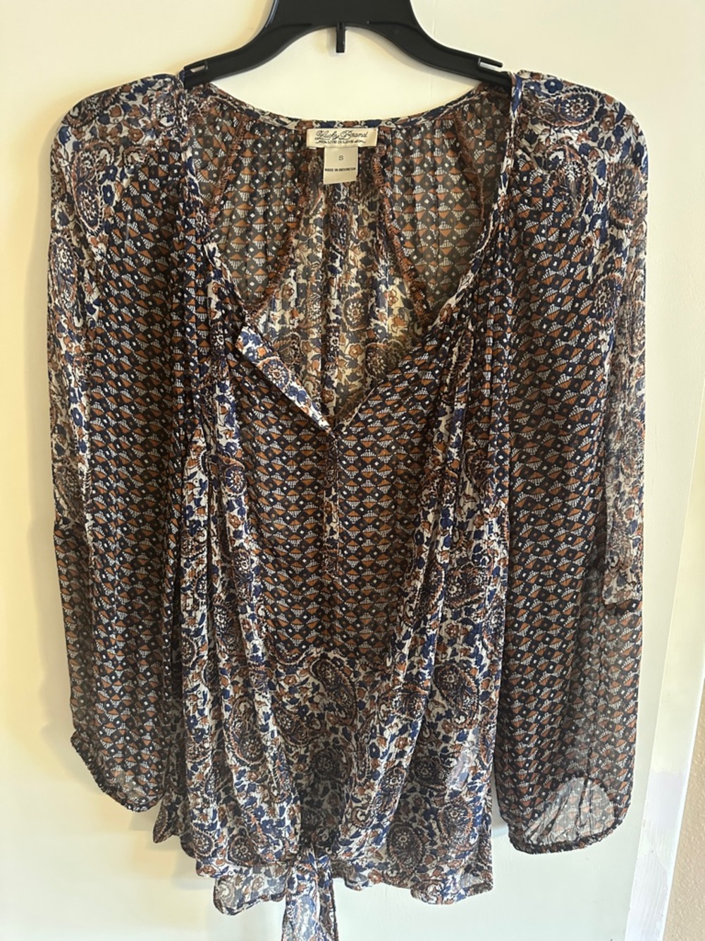 Boho Lucky Brand Navy and Brown Paisley Tie-Front Blouse